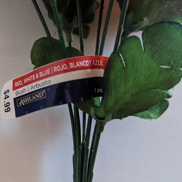 NWT Red White Blue Faux Floral Carnations Bouquet US Flag 4th of July Michael's - Picture 4 of 4